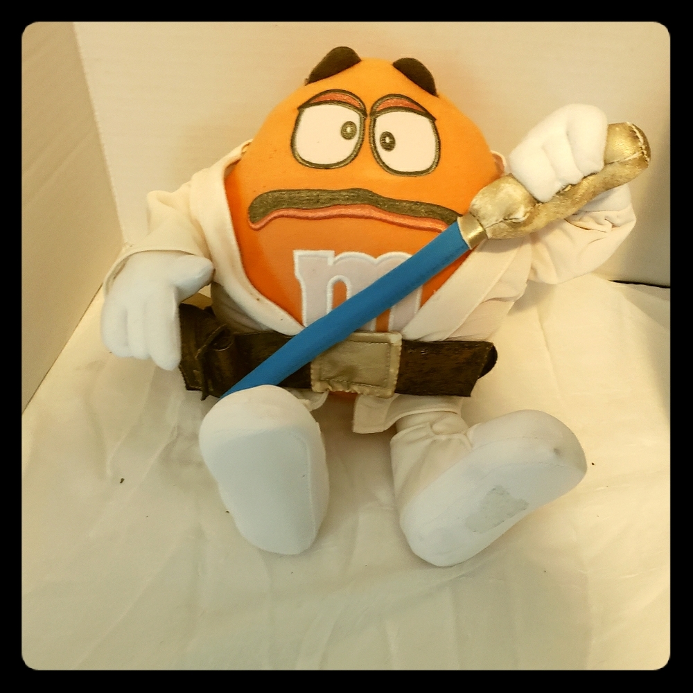 Star Wars M&M Chocolate Mpire Orange Luke Skywalke